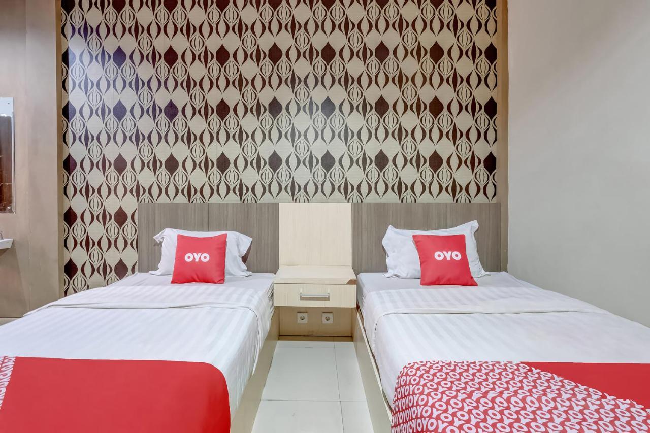 Oyo Flagship 3726 Tembok Batu Residence Tugu Екстер'єр фото