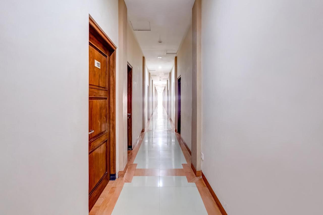 Oyo Flagship 3726 Tembok Batu Residence Tugu Екстер'єр фото