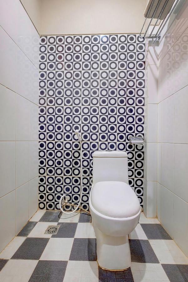 Oyo Flagship 3726 Tembok Batu Residence Tugu Екстер'єр фото