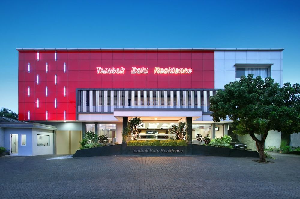 Oyo Flagship 3726 Tembok Batu Residence Tugu Екстер'єр фото