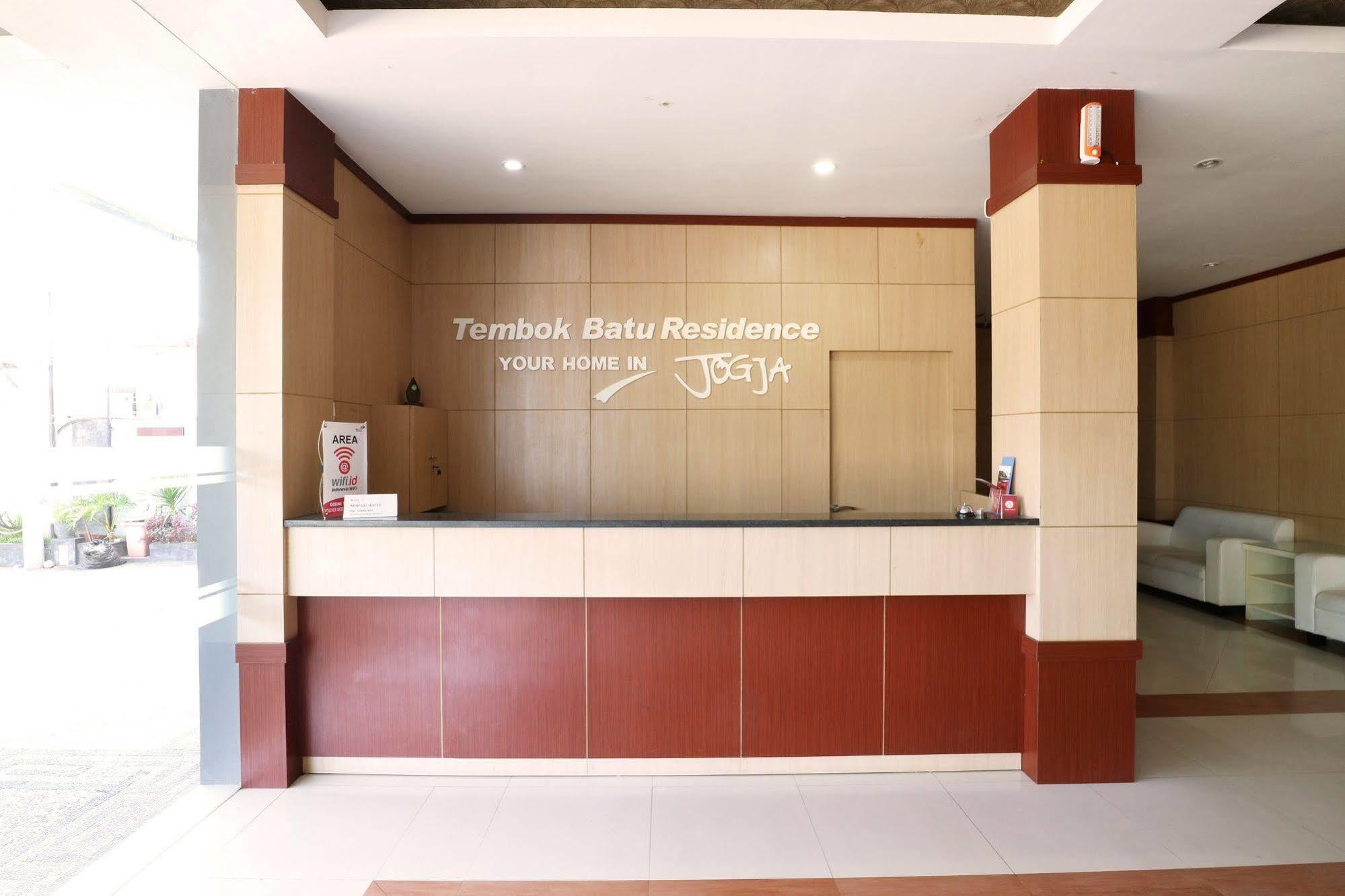 Oyo Flagship 3726 Tembok Batu Residence Tugu Екстер'єр фото