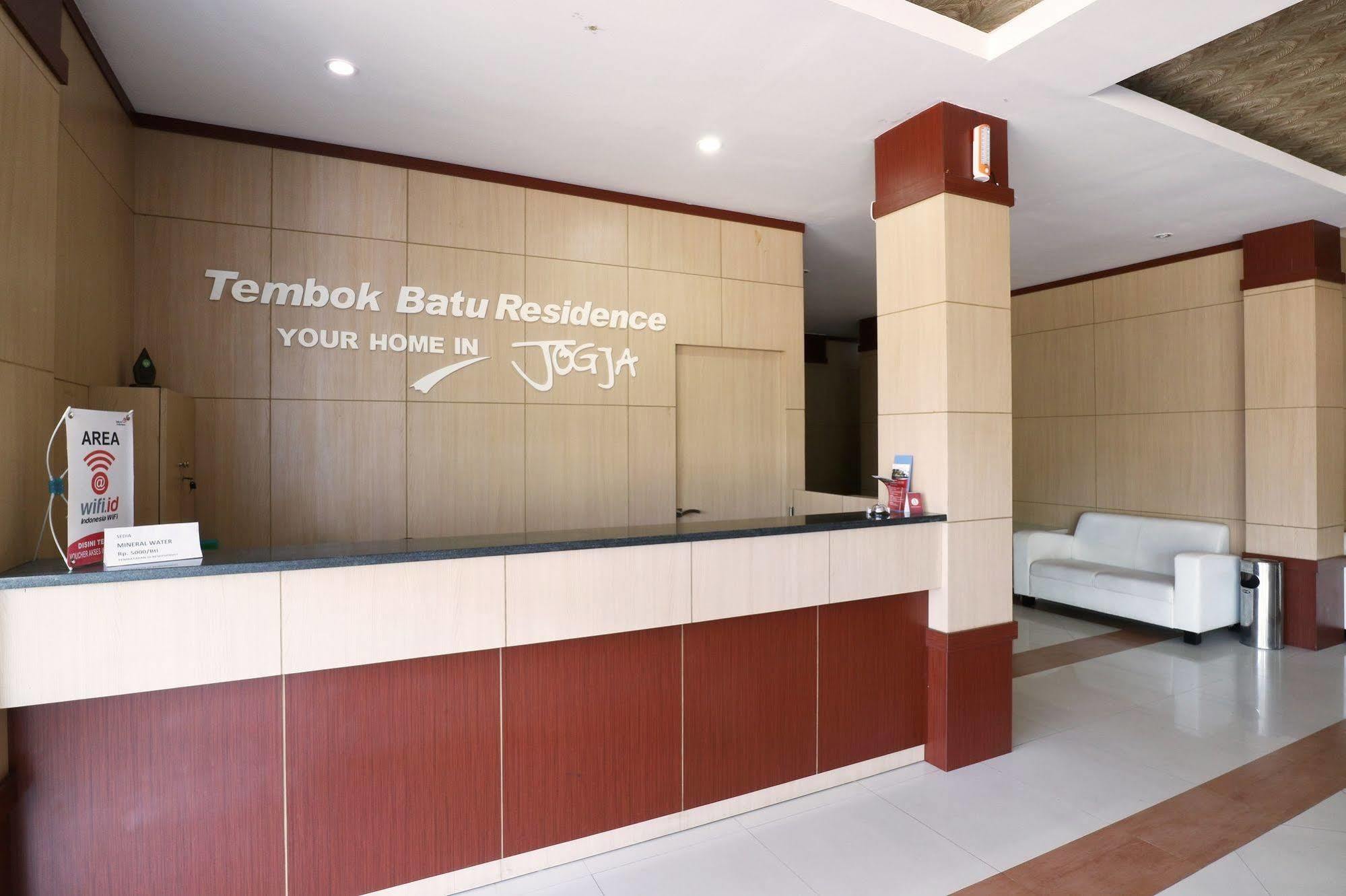 Oyo Flagship 3726 Tembok Batu Residence Tugu Екстер'єр фото
